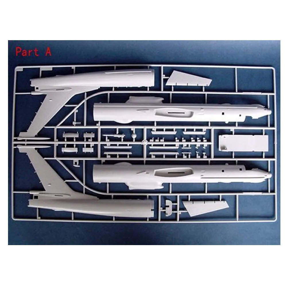 01609 1/72 Tupolev Tu142MR BearJ Plastic Model Kit