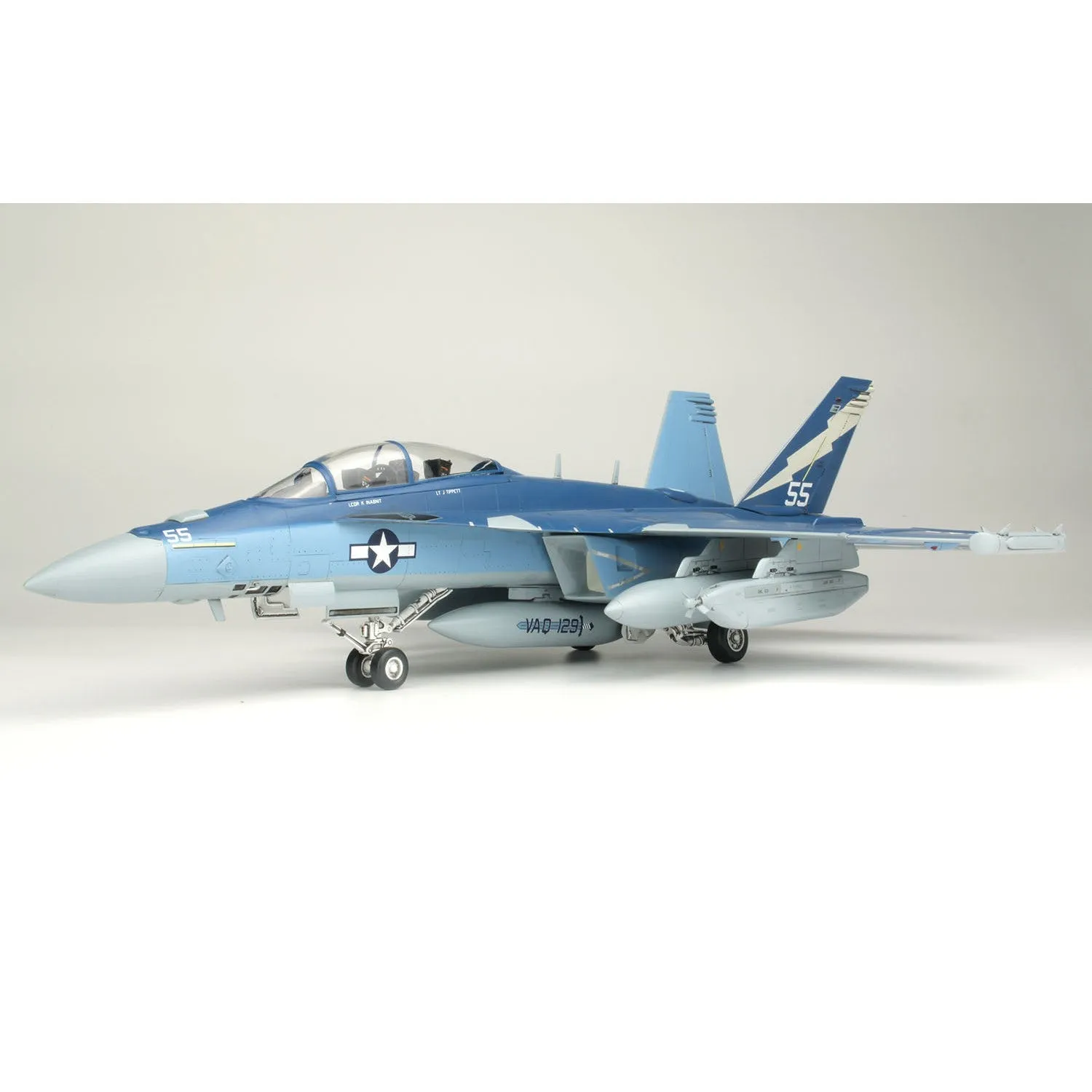 1/48 US Navy EW Aircraft EA-18G Growler VAQ-129 "Vikings"