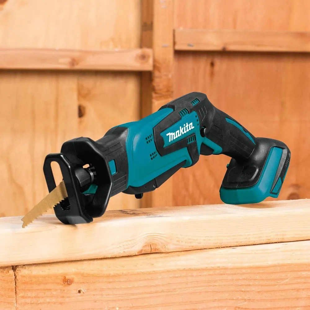 18-Volt LXT Lithium-Ion 8-Piece Kit Drill/ Impact Drvr/ Circ Saw/ Recip Saw/ Sander/ Impact Wrench/ Blower/ Light 3. 0Ah
