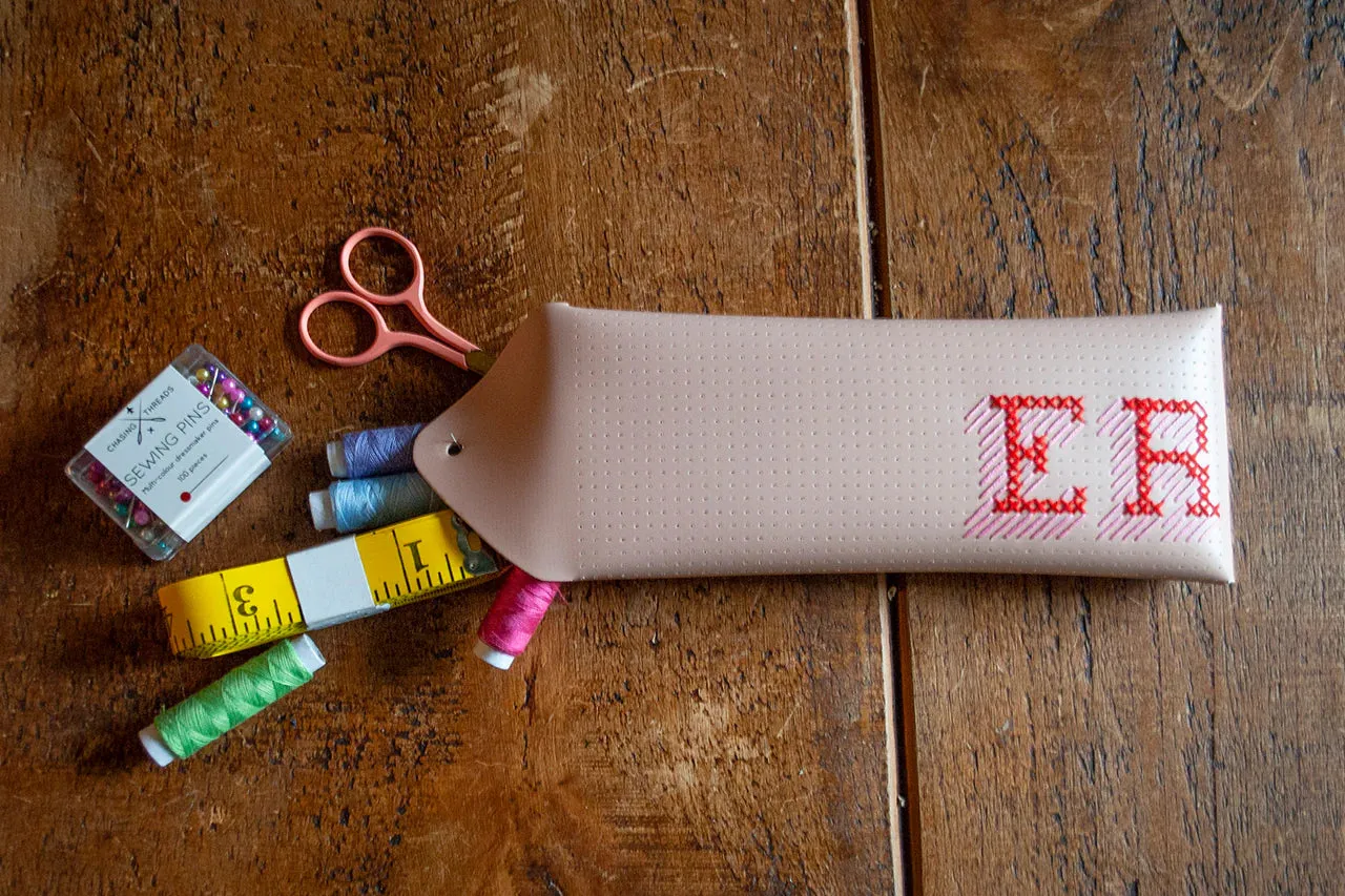 CHASING THREADS • Stitch Your Own Pencil or Glasses Case Kit • Pink • NEW