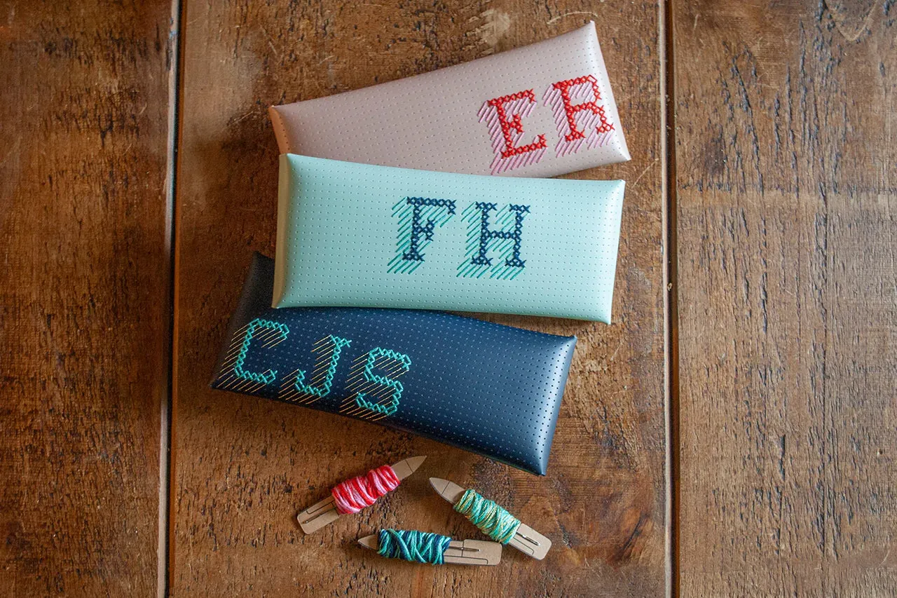 CHASING THREADS • Stitch Your Own Pencil or Glasses Case Kit • Pink • NEW
