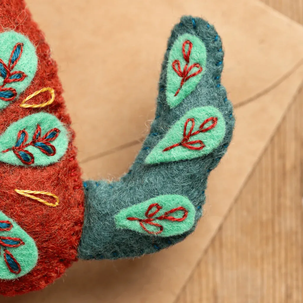 CORINNE LAPIERRE • Felt Embroidered Folk Dog Stitch Kit