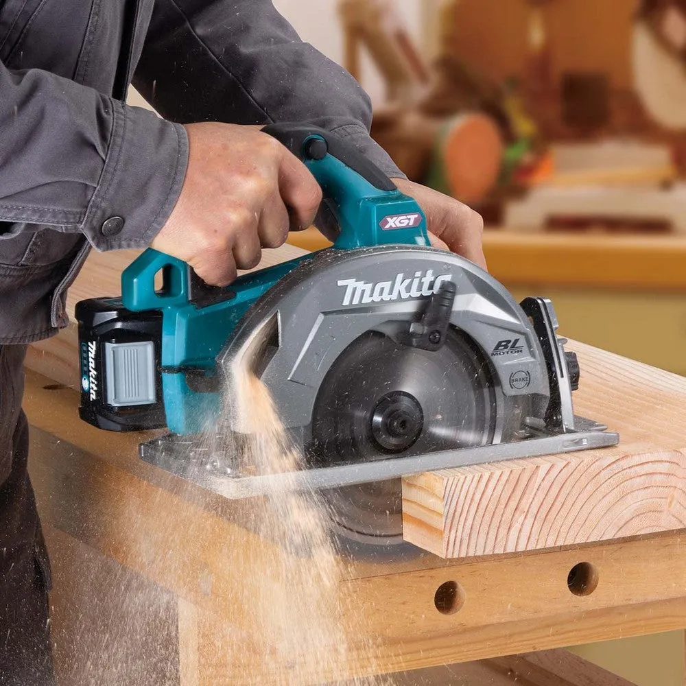 Makita HS003GM103 40V MAX XGT Li-Ion (4.0 Ah) 7-1/4” Circular Saw Kit with Brushless Motor & AWS