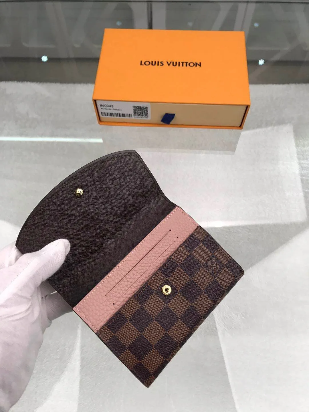 NORMANDY COMPACT WALLET