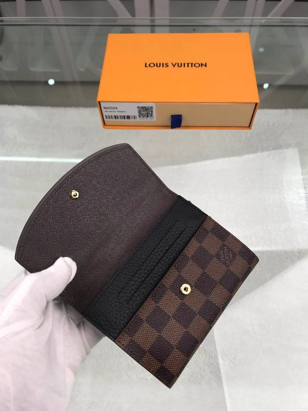 NORMANDY COMPACT WALLET