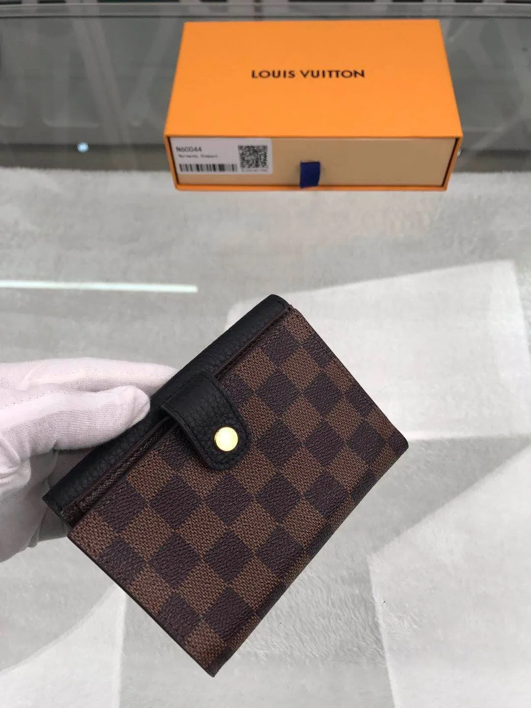 NORMANDY COMPACT WALLET